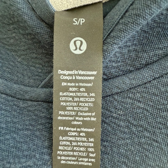 Lululemon Mens Navy Hoodie, Size Small - Picture 4 of 4